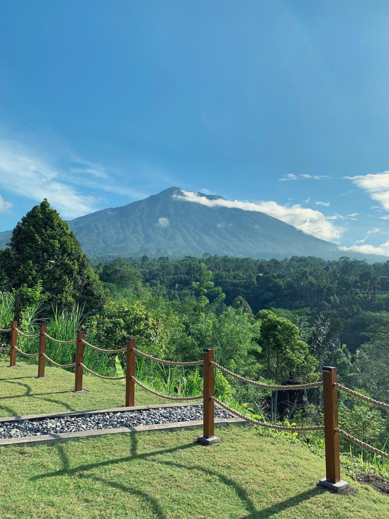 Besakih Homestay & Villa Luaran gambar